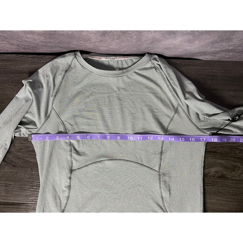 Spyder Active NWT Gray Striped Base Layer Top Women's Size Medium - Picture 9 of 10